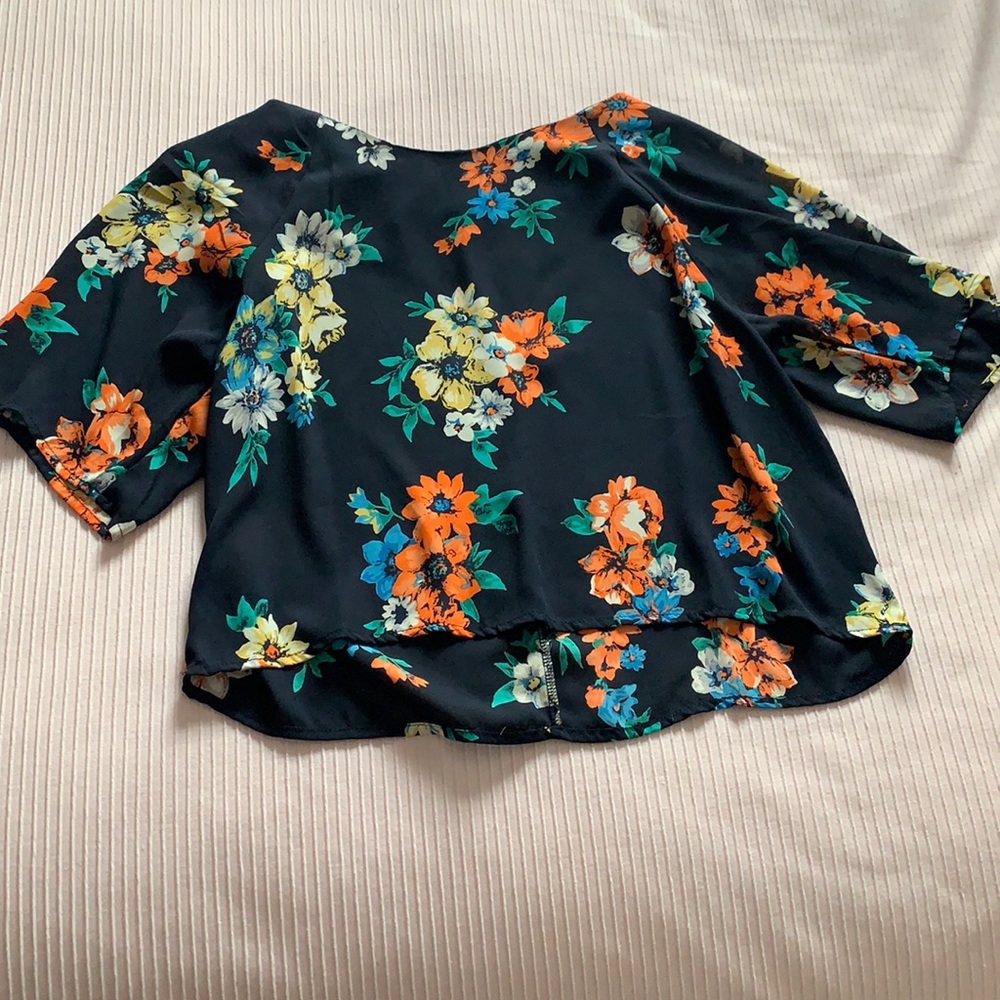 Navy Forever 21 floral print shirt